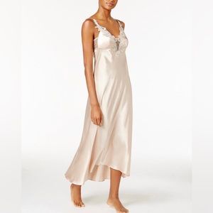NWOT Flora Nirooz Stella Lace, Satin, & High Low Slip Nightgown, Size: M, Color